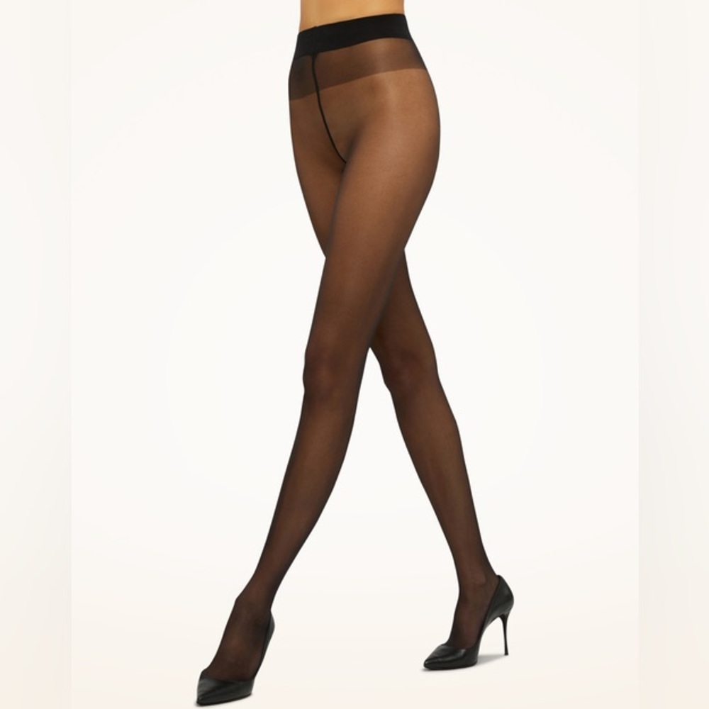 New NWT WOLFORD Large Satin Touch 20 Tights Sheer Black pantyhose Nylons Hosiery